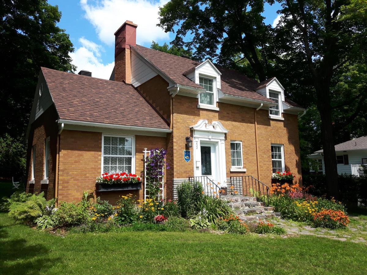 Gîte La Belle Aventure B&B GrandʼMère Exterior foto